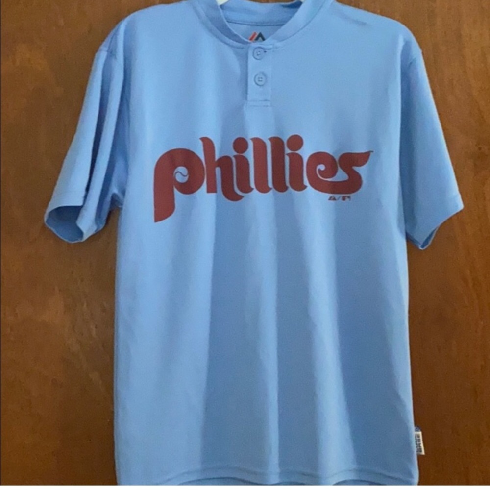 Youth size Large Phillies shirt
